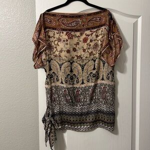 Forever21 Medium handkerchief style top